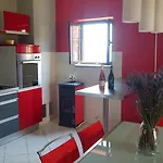 Apartman Lili *