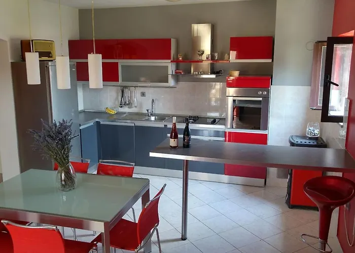 Апартаменты Lili Кали